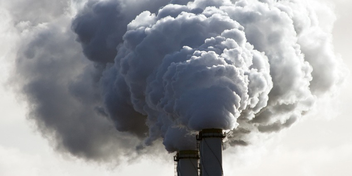 Emissionen aus Schornsteinen (Foto: © Jelle van der Wolf/Fotolia.com)